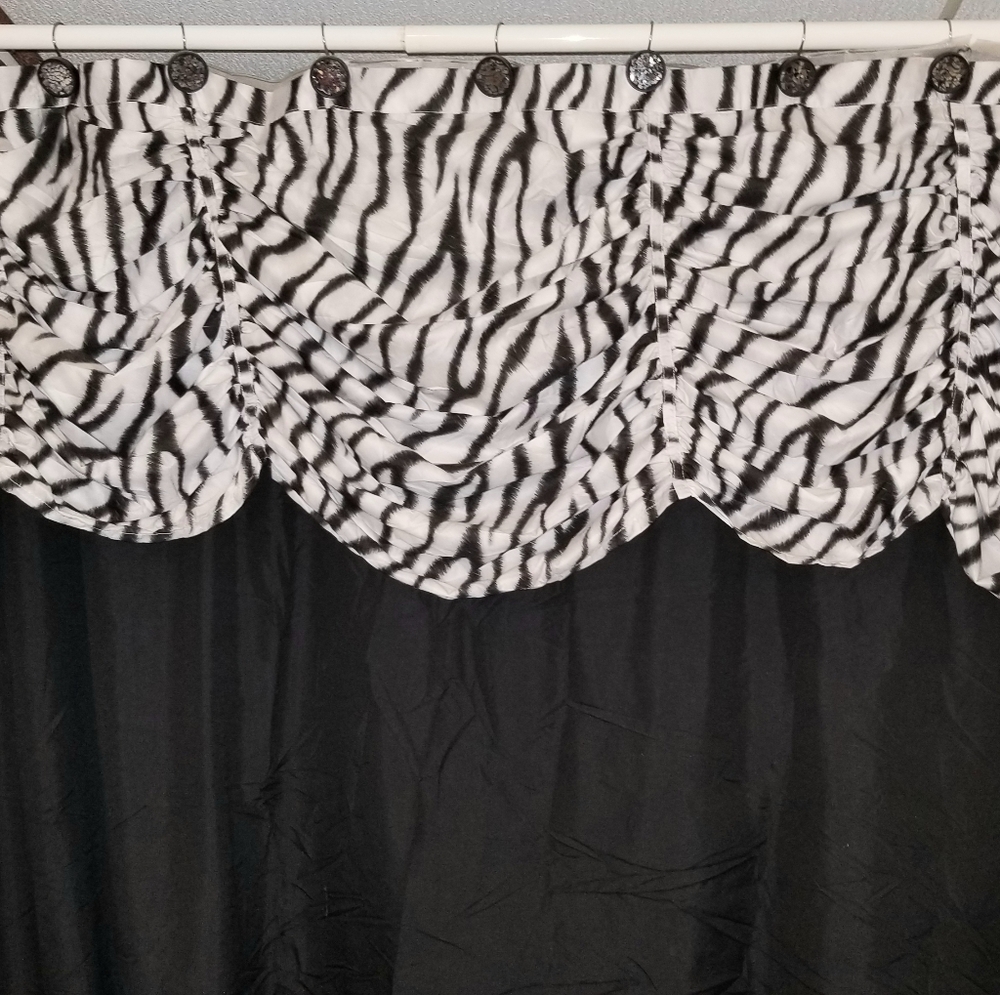 Madison Park Zebra print Shower Curtain & Liner